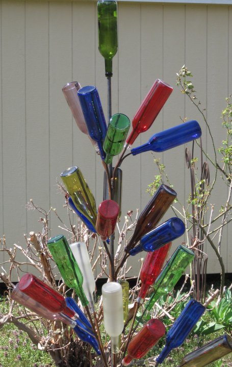 The Allee Willis Museum of Kitsch » Bottle Tree