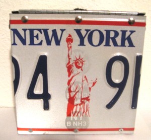 The Allee Willis Museum of Kitsch » New York License Plate Purse