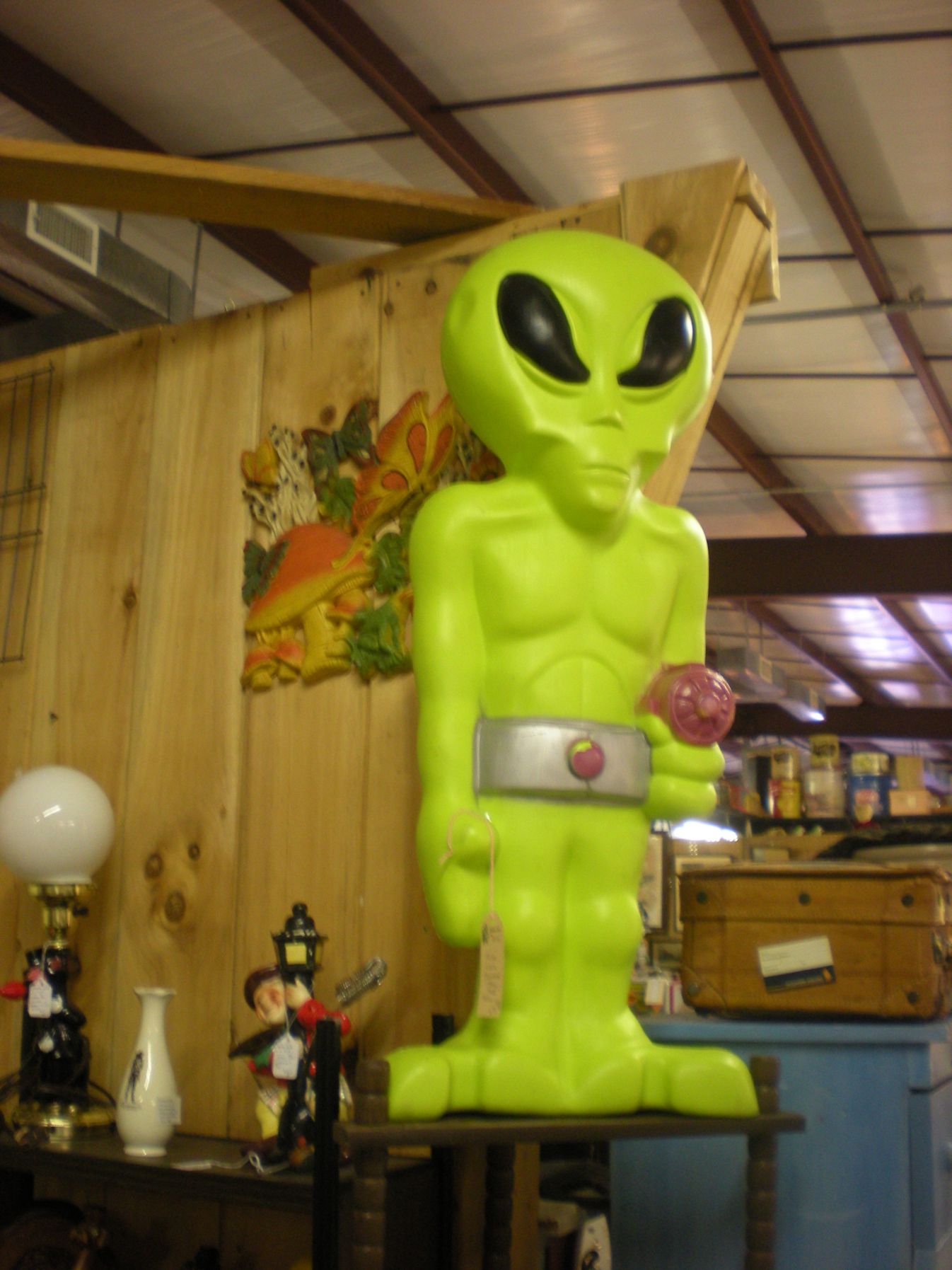 The Allee Willis Museum of Kitsch » Blow Mold Alien Light-Up Lawn Art